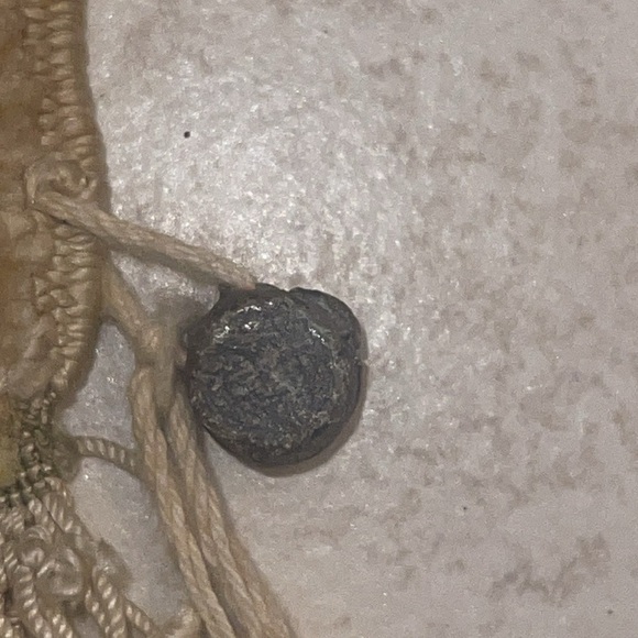 VINTAGE Handmade silk qom persian rug stamped by the artist - Picture 9 of 9